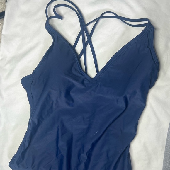 Hurley One Piece Swimsuit - Picture 3 of 7